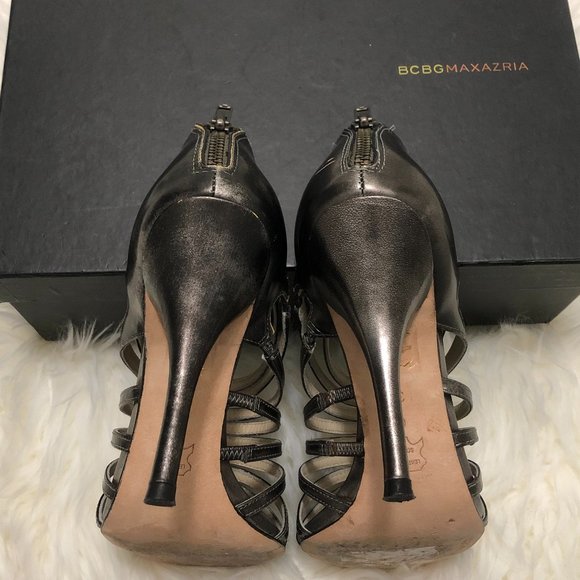 BCBGMaxAzria (Zoe) Leather Heels - Size 6 - Picture 6 of 9